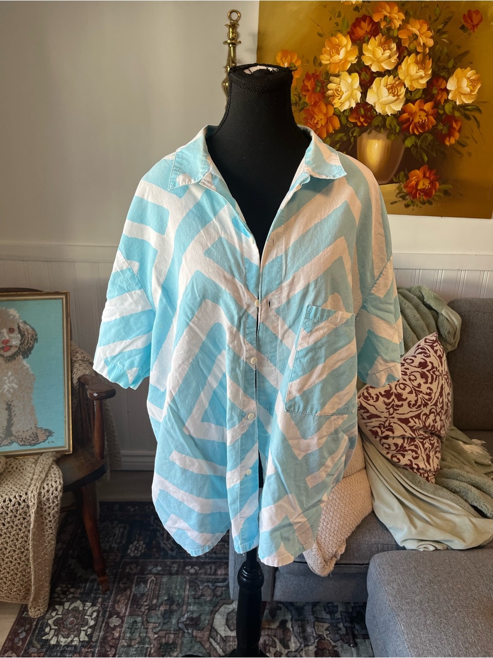 Men’s Vintage Jimmy’z Light Blue & White Geometric Button-Up Shirt XL